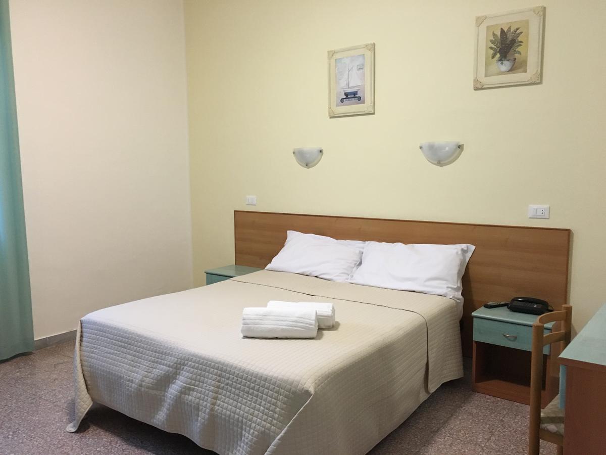 Hotel Valente オルトーナ エクステリア 写真